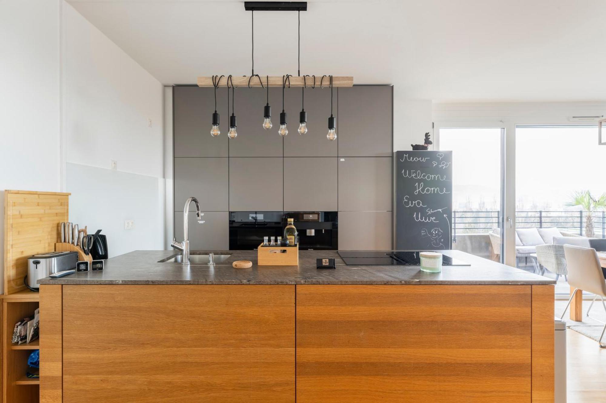 Edler Wohnraum Panoramablick 3 Sz Boxspringbetten, E-Ladestation, Kaffeevollautomat, Klima, Lift, Terrasse & 2Xtg グラーツ エクステリア 写真