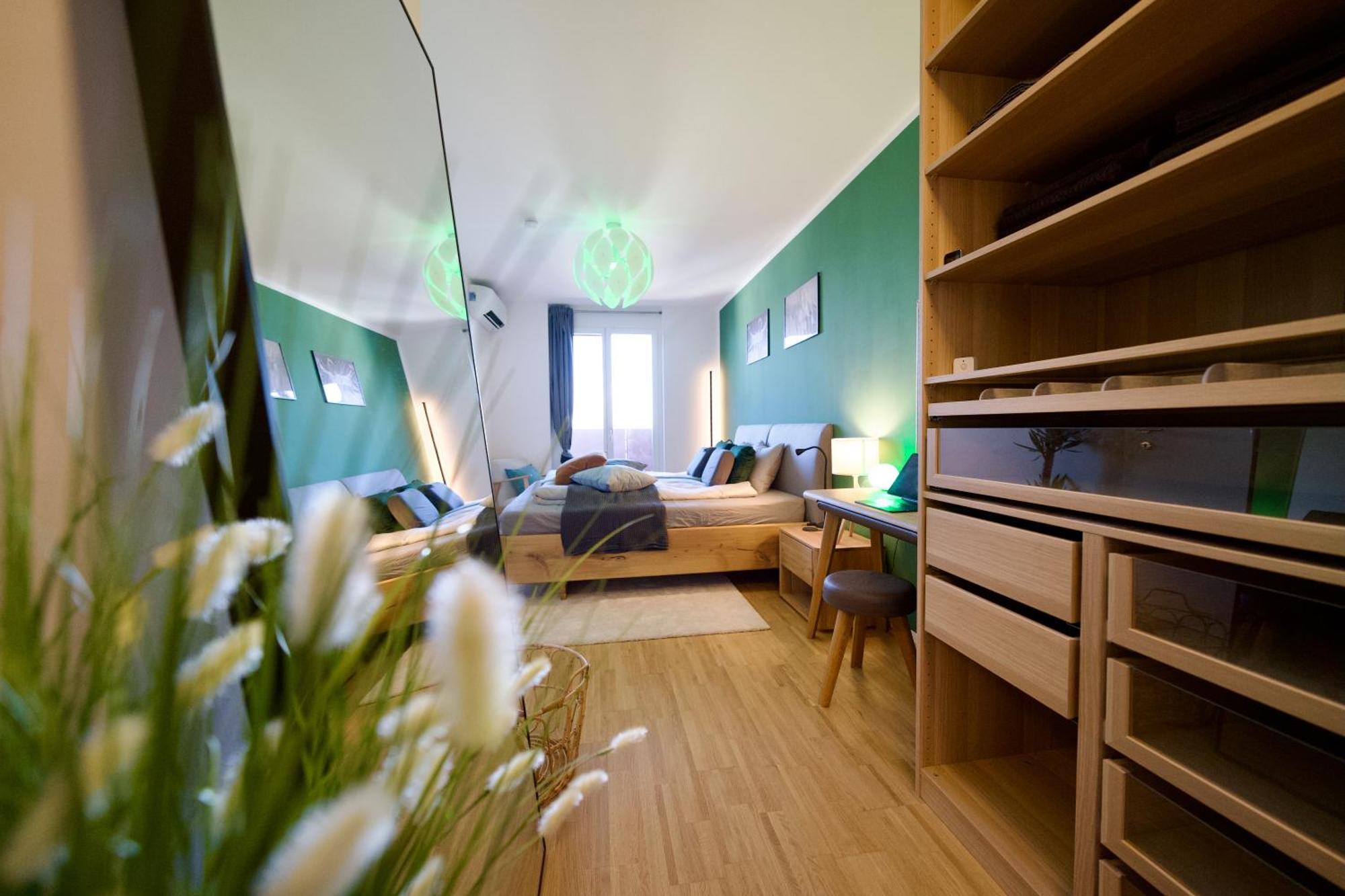 Edler Wohnraum Panoramablick 3 Sz Boxspringbetten, E-Ladestation, Kaffeevollautomat, Klima, Lift, Terrasse & 2Xtg グラーツ エクステリア 写真