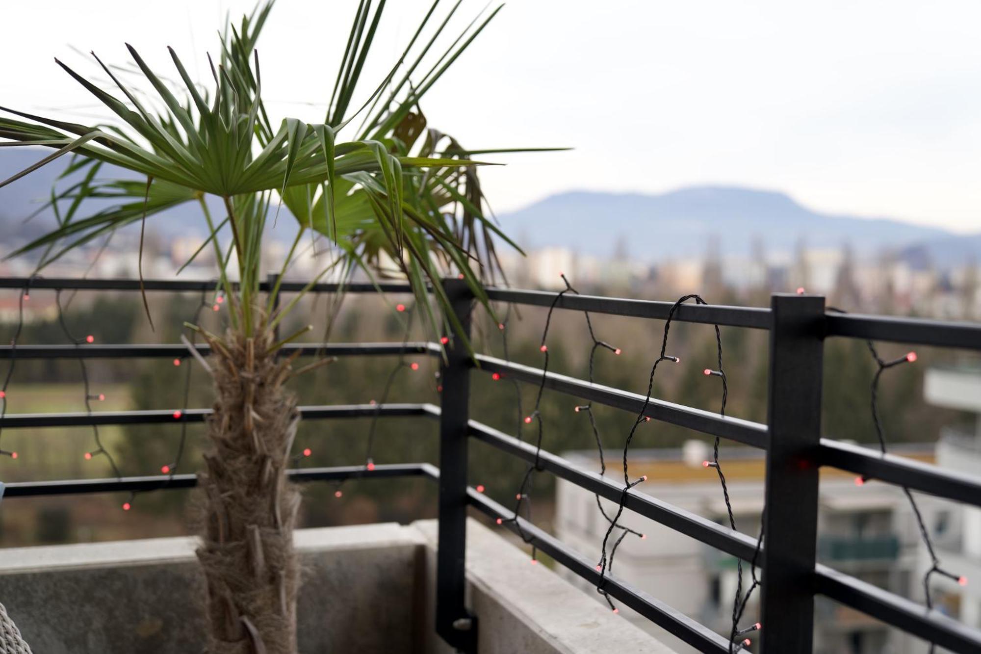 Edler Wohnraum Panoramablick 3 Sz Boxspringbetten, E-Ladestation, Kaffeevollautomat, Klima, Lift, Terrasse & 2Xtg グラーツ エクステリア 写真