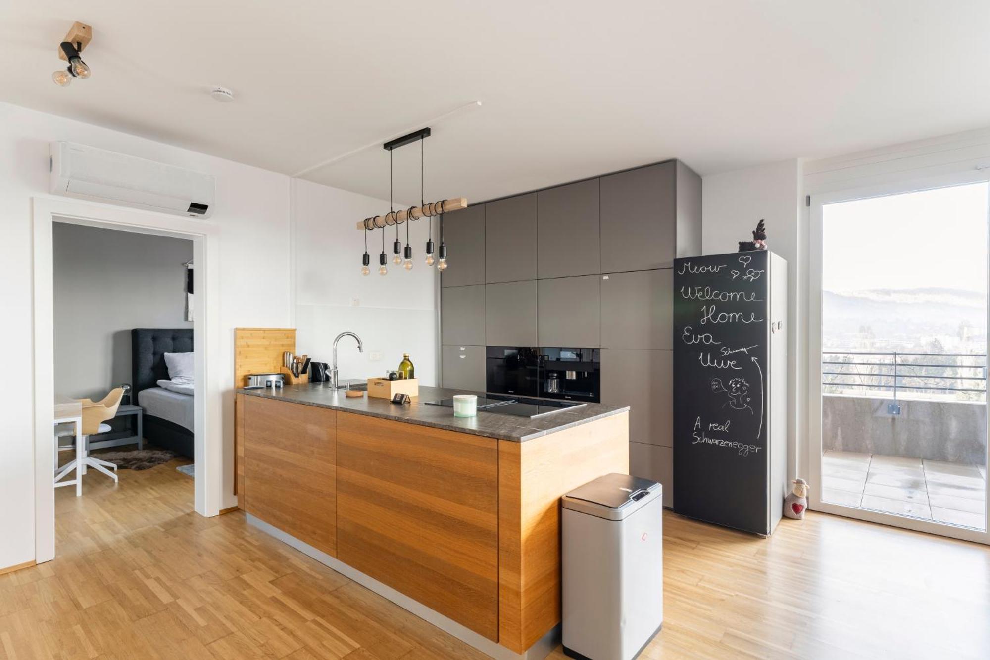 Edler Wohnraum Panoramablick 3 Sz Boxspringbetten, E-Ladestation, Kaffeevollautomat, Klima, Lift, Terrasse & 2Xtg グラーツ エクステリア 写真